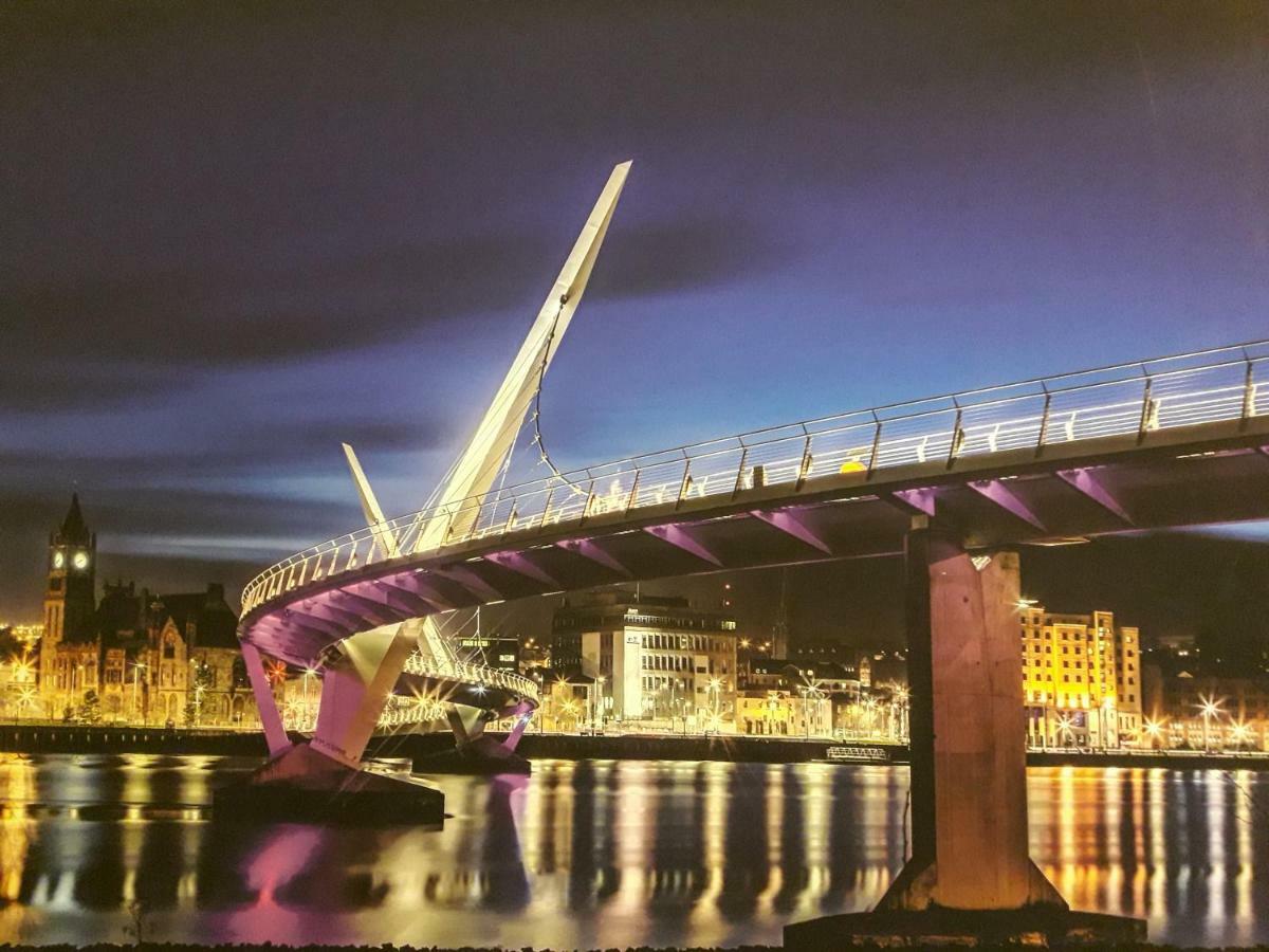 Bridge House Derry City Townhouse Central Free Parking Villa Екстериор снимка