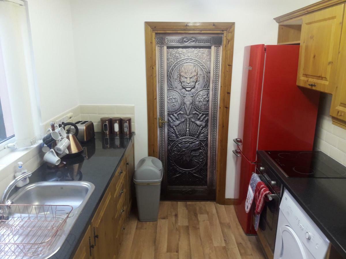 Bridge House Derry City Townhouse Central Free Parking Villa Екстериор снимка