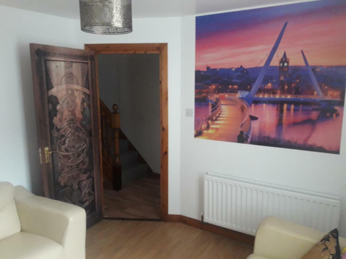 Bridge House Derry City Townhouse Central Free Parking Villa Екстериор снимка